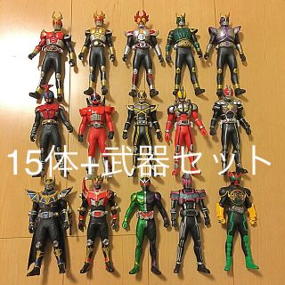 バンダイ(BANDAI)の仮面ライダーソフビ15体セット＋武器4個付き(特撮)