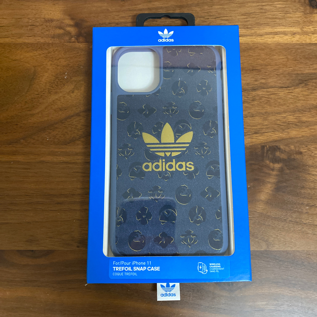 adidas(アディダス)のiPhone11ケース　アディダス　adidas スマホ/家電/カメラのスマホアクセサリー(iPhoneケース)の商品写真