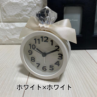 目覚まし時計「ホワイトリボン」白時計★誕生日プレゼントや子ども部屋 模様替えに(置時計)