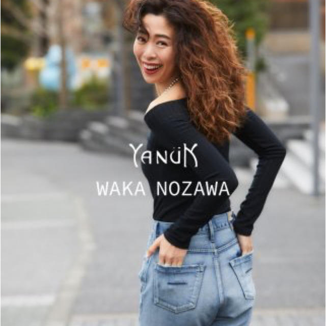 YANUK(ヤヌーク)のヤヌーク　野沢和香コラボデニムHONEY新品タグ付き レディースのパンツ(デニム/ジーンズ)の商品写真