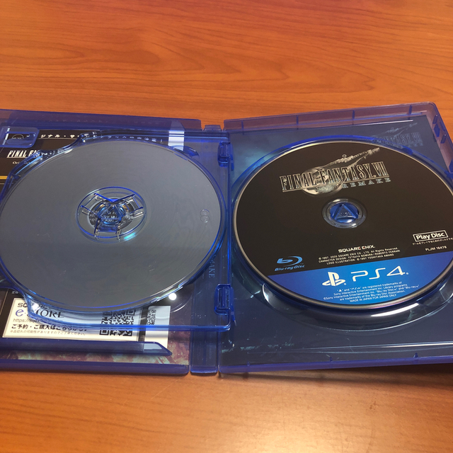 ファイナルファンタジーVII リメイク PS4 エンタメ/ホビーのゲームソフト/ゲーム機本体(家庭用ゲームソフト)の商品写真