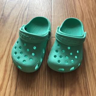 クロックス(crocs)のクロックス　キッズ　サンダル(サンダル)