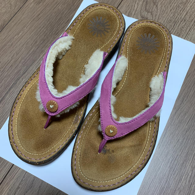 UGG  ボア付きサンダル