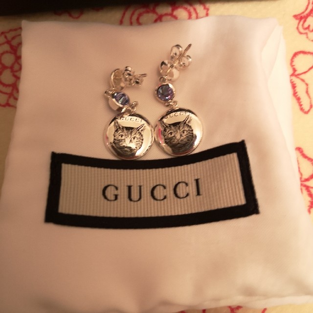 Gucci(グッチ)の新品未使用★GUCCI ピアス  ブラインドフォーラブ レディースのアクセサリー(ピアス)の商品写真