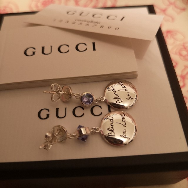 Gucci(グッチ)の新品未使用★GUCCI ピアス  ブラインドフォーラブ レディースのアクセサリー(ピアス)の商品写真