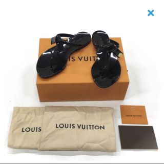 ルイヴィトン(LOUIS VUITTON)のひらめちゃん様専用♡ルイヴィトン♡定番サンダル(サンダル)