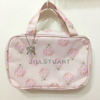 ジルスチュアート(JILLSTUART)のJILL♡チャーム付き花柄ポーチ(ポーチ)