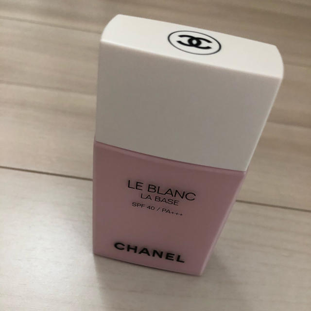 CHANEL(シャネル)のル ブラン ラ バーズ / オーキデ シャネル　CHANEL コスメ/美容のベースメイク/化粧品(化粧下地)の商品写真