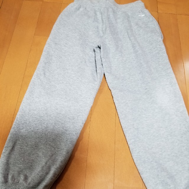 adidas(アディダス)の☆adidasロゴスエットパンツ☆ キッズ/ベビー/マタニティのキッズ服男の子用(90cm~)(パンツ/スパッツ)の商品写真