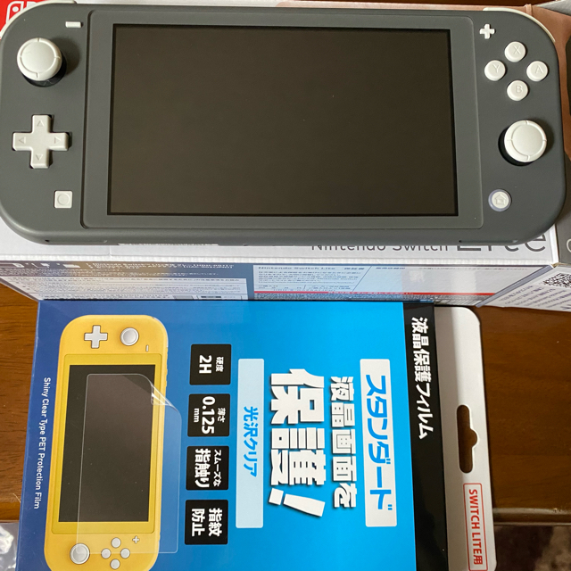 Nintendo Switch(ニンテンドースイッチ)のNintendo switch lite  takechan様へ エンタメ/ホビーのゲームソフト/ゲーム機本体(携帯用ゲーム機本体)の商品写真