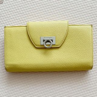 フェラガモ(Ferragamo)のフェラガモ　長財布(財布)