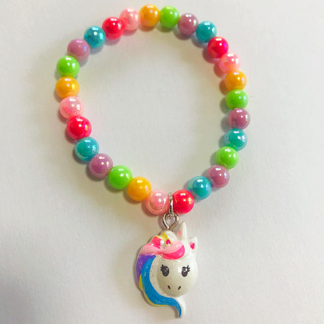 ユニコーン🌈🦄🌈ブレスレット キッズ/ベビー/マタニティのこども用ファッション小物(その他)の商品写真