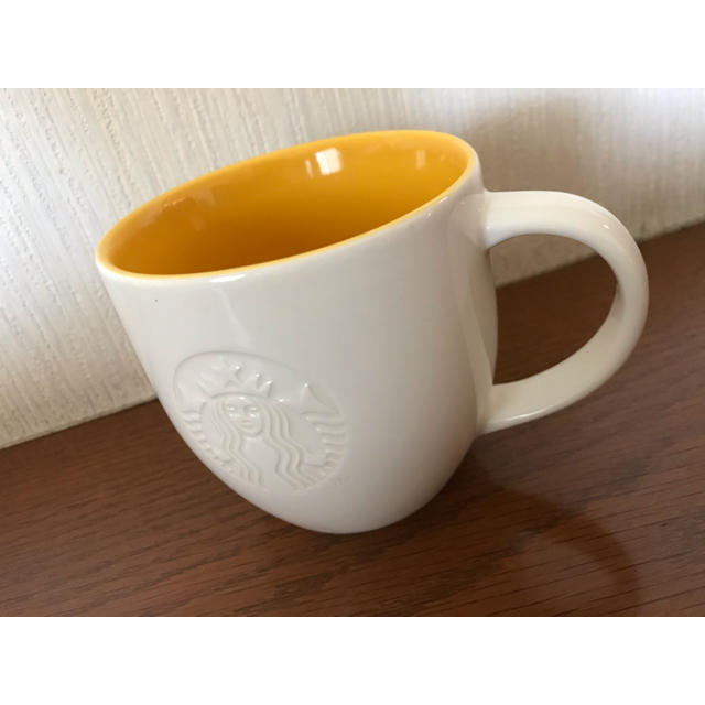 【最終値下げ】スターバックス Starbucks エンボスロゴ マグカップ | フリマアプリ ラクマ