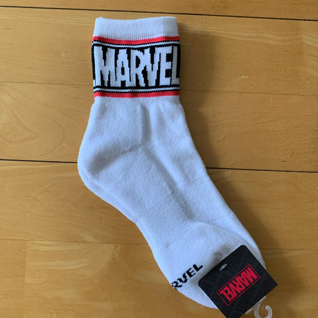 MARVEL(マーベル)の【新品未使用】MARVEL 靴下 ソックス レディースのレッグウェア(ソックス)の商品写真