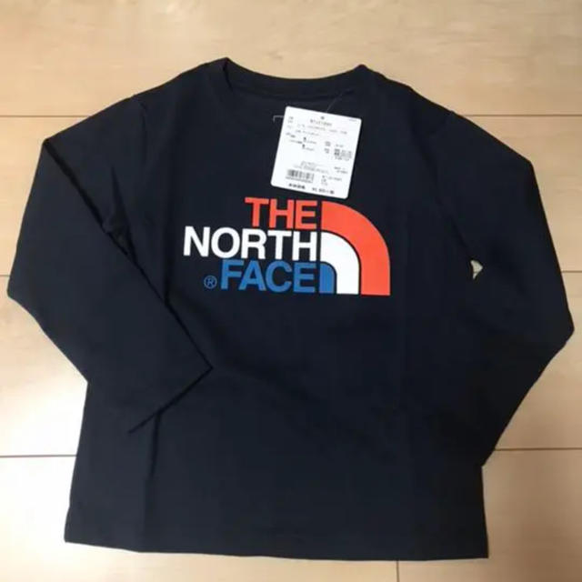 THE NORTH FACE(ザノースフェイス)の＊新品＊THE NORTH FACE キッズ ロングTシャツ キッズ/ベビー/マタニティのキッズ服男の子用(90cm~)(Tシャツ/カットソー)の商品写真