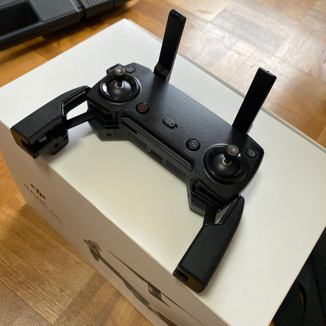 試験飛行のみ DJI MAVIC AIR FLY MORE COMBO ドローン