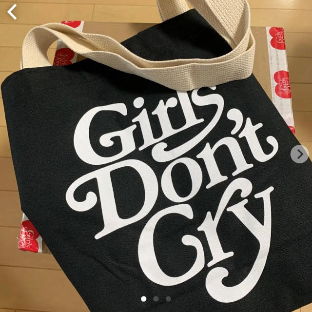 girl's don't cry トートバッグ　ブラック