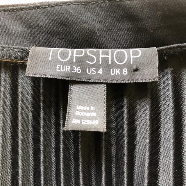 TOPSHOP(トップショップ)の専用！TOPSHOP 合皮レザープリーツスカート レディースのスカート(ひざ丈スカート)の商品写真