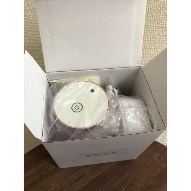 生活の木 エッセンシャルオイルディフューザー アロモアミニ ピンク(1台) コスメ/美容のリラクゼーション(アロマディフューザー)の商品写真
