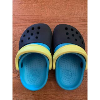 クロックス(crocs)のクロックス　キッズ　　ベビー　サンダル(サンダル)