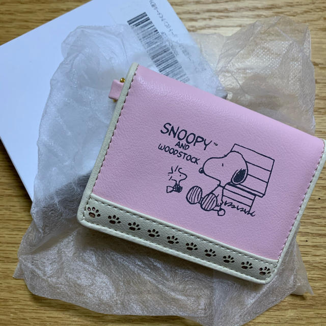 SNOOPY(スヌーピー)のスヌーピー カードケース レディースのファッション小物(名刺入れ/定期入れ)の商品写真