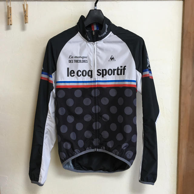 le coq sportif(ルコックスポルティフ)のレディース　サイクルウインドブレーカー Lサイズ スポーツ/アウトドアの自転車(ウエア)の商品写真