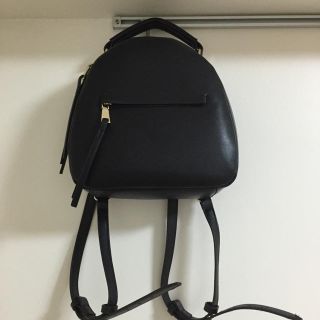 ザラ(ZARA)の新品&タグ付 ZARA♡レザーリュック(リュック/バックパック)