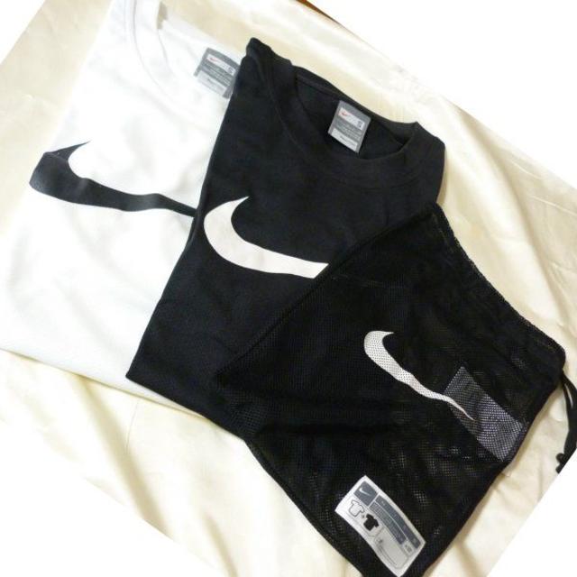 NIKE(ナイキ)の新品タグ付き◆(Ｓ)ナイキ 白＆黒ドライフィットTシャツ2枚組 メンズのトップス(Tシャツ/カットソー(半袖/袖なし))の商品写真