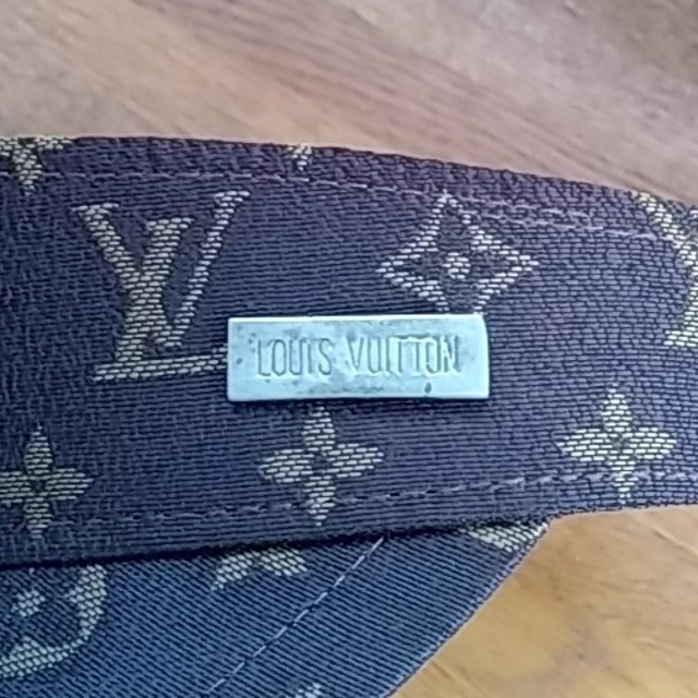 LOUIS VUITTON   LOUIS VUITTON ルイヴィトン サンバイザーの通販 by