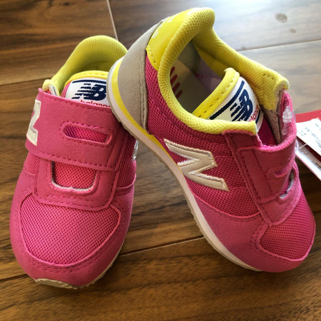 New Balance(ニューバランス)の【未使用】ニューバランス　13センチ　スニーカー キッズ/ベビー/マタニティのベビー靴/シューズ(~14cm)(スニーカー)の商品写真