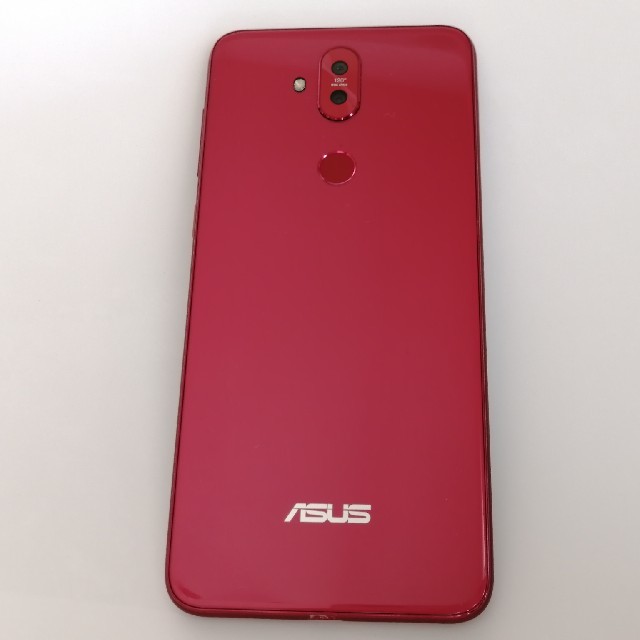 ASUS(エイスース)のASUS Zenfone5Q ルージュレッド スマホ/家電/カメラのスマートフォン/携帯電話(スマートフォン本体)の商品写真