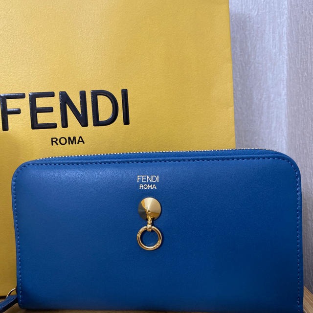 FENDI(フェンディ)の新品未使用　FENDI フェンディ　長財布 レディースのファッション小物(財布)の商品写真