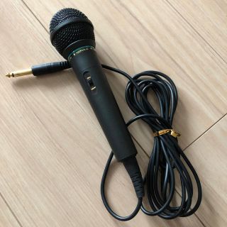 オーディオテクニカ(audio-technica)の【家でのカラオケ等に】標準プラグハンドマイク【Audio Technica】(マイク)