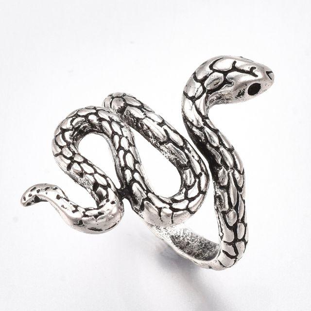 【Z34】長い蛇の指輪　スネークリング レディースのアクセサリー(リング(指輪))の商品写真