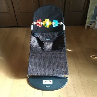 ベビービョルン(BABYBJORN)のBABY BJORN バウンサー オモチャ付(その他)