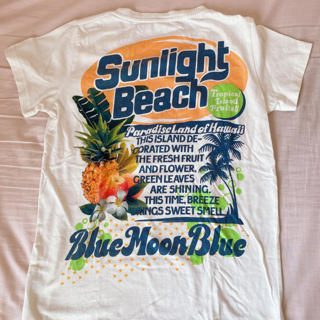 BLUE MOON BLUE(ブルームーンブルー)のTシャツ レディースのトップス(Tシャツ(半袖/袖なし))の商品写真