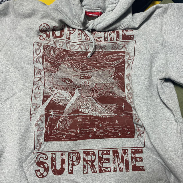 激セール中 激レア supremeフーディー