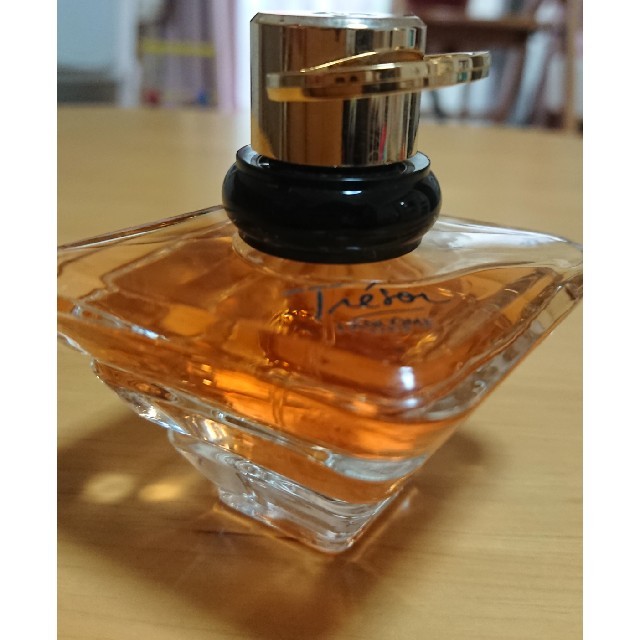 LANCOME(ランコム)の香水トレゾワ コスメ/美容の香水(ユニセックス)の商品写真