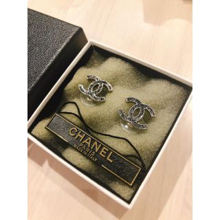 シャネル(CHANEL)の【極美品】CHANELピアス 新品未使用品(ピアス)