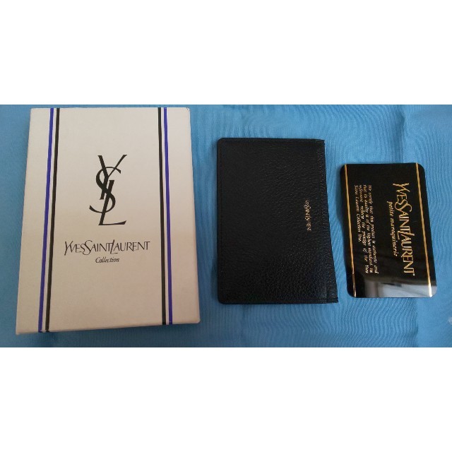 Yves Saint Laurent Beaute(イヴサンローランボーテ)の イブ・サンローランの名刺入れ レディースのファッション小物(名刺入れ/定期入れ)の商品写真