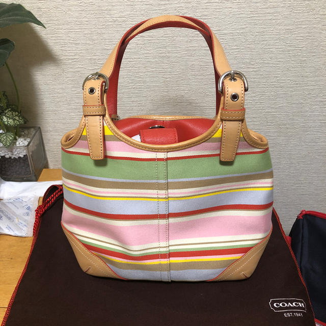 COACH(コーチ)のCOACH バッグ レディースのバッグ(ハンドバッグ)の商品写真