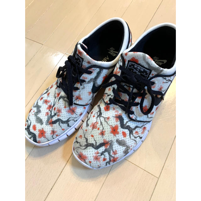 ナイキ　スニーカー　Stefan Janoski