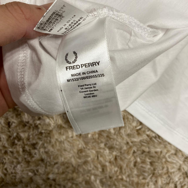 FRED PERRY(フレッドペリー)のFRED PERRY Tシャツ　L メンズのトップス(Tシャツ/カットソー(半袖/袖なし))の商品写真