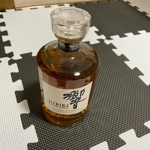 サントリー(サントリー)の響　＜JAPANESE HARMONY＞　700ml　サントリー ウイスキー 食品/飲料/酒の酒(ウイスキー)の商品写真