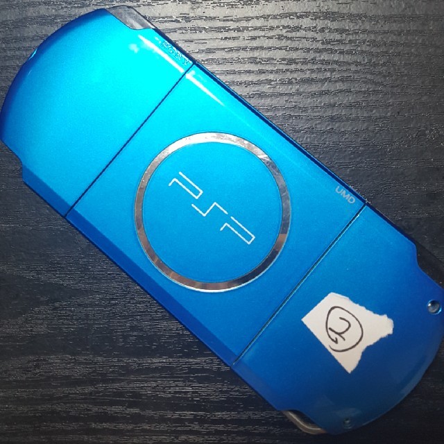 PlayStation Portable(プレイステーションポータブル)のPSP3000 ブルー　本体のみ エンタメ/ホビーのゲームソフト/ゲーム機本体(携帯用ゲーム機本体)の商品写真