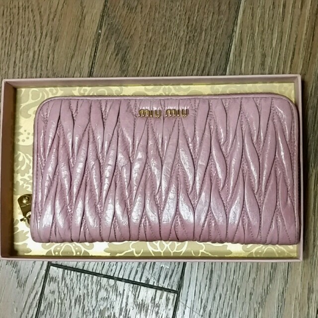 MIUMIUの長財布✳美品✳ 3