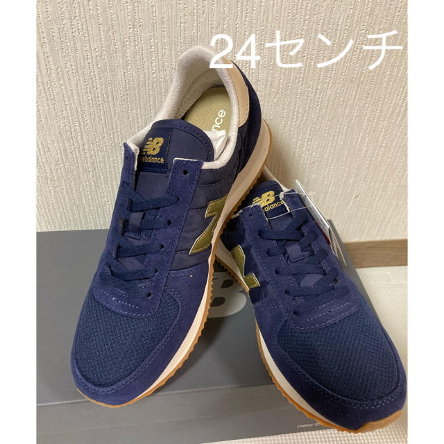 New Balance(ニューバランス)の新品未使用！ニューバランスWL220 24センチ レディースの靴/シューズ(スニーカー)の商品写真