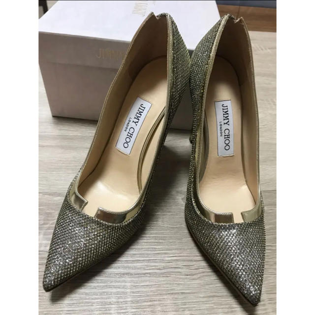 JIMMY CHOO(ジミーチュウ)のJimmyChoo 35 1/2 ゴールド レディースの靴/シューズ(ハイヒール/パンプス)の商品写真