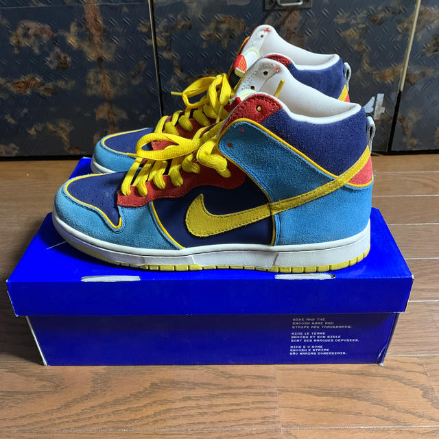 NIKE DUNK HIGH PRO SB PACMAN