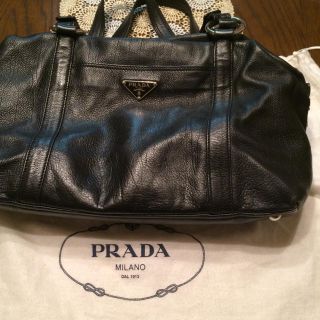 プラダ(PRADA)のプラダのレザーバック(ショルダーバッグ)